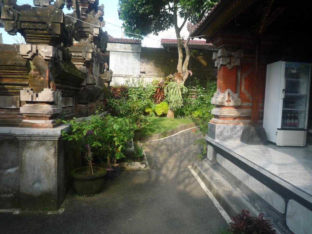 Pratama House Apartment Ubud  Exterior photo